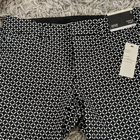 A.n.a Trouser Pants - Picture 4 of 10